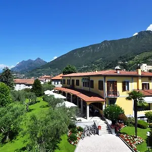 Hotel Kinzica, Sale Marasino